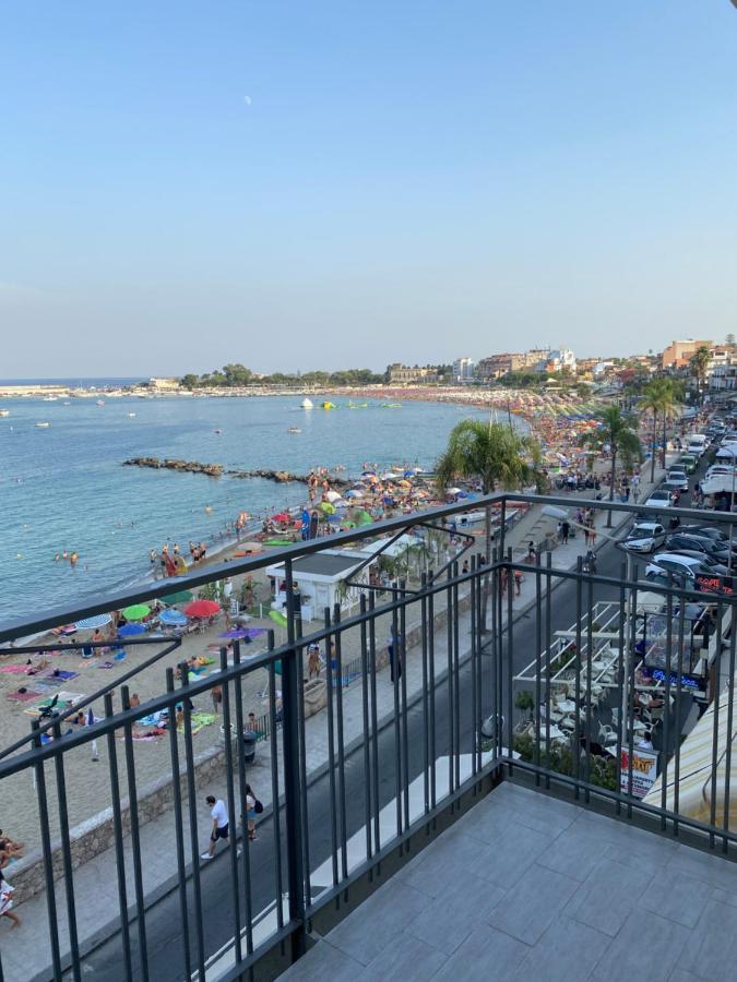 La Mansarda Apartment Giardini Naxos Exterior photo