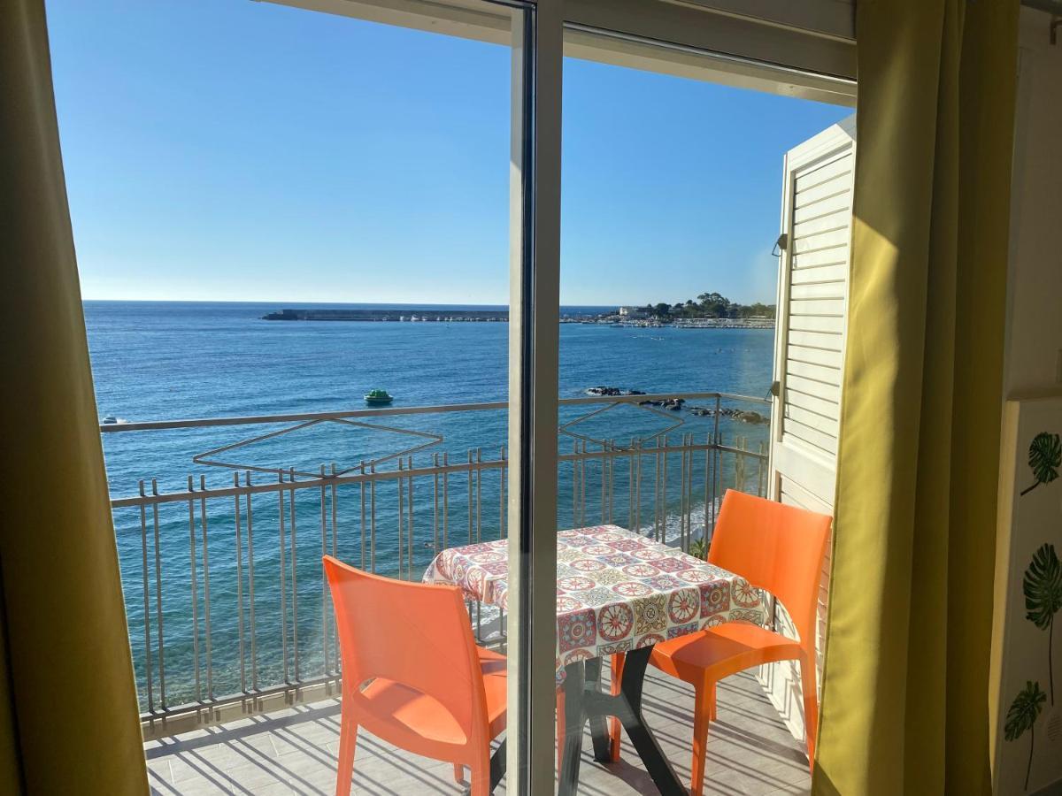 La Mansarda Apartment Giardini Naxos Exterior photo